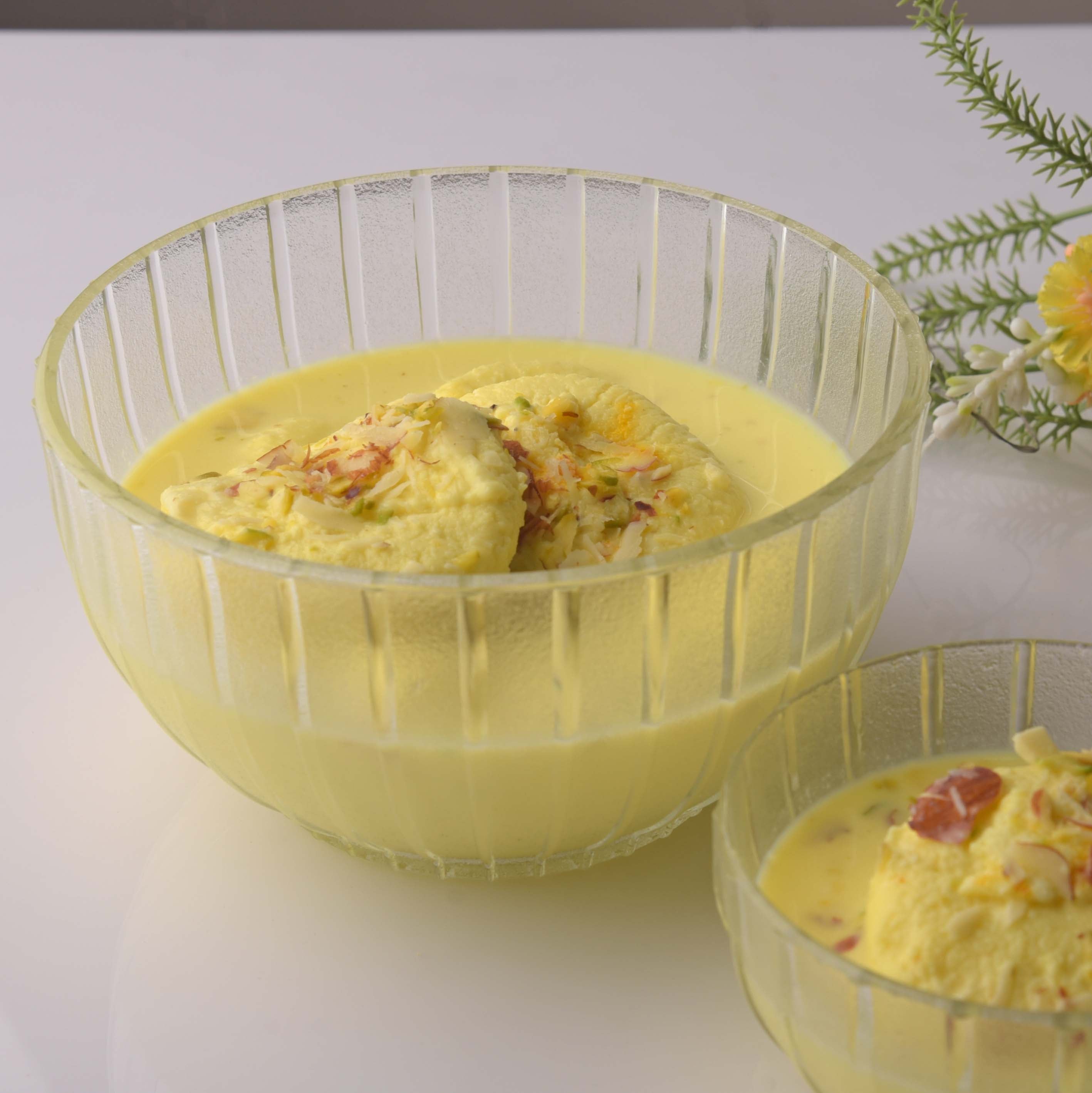 YERA Evelyn Glass Pudding Set (B27FA + B7FA) – Designer Dessert Bowl Set